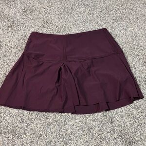 Lululemon Lost In Pace Skirt (Regular) 13" size 4